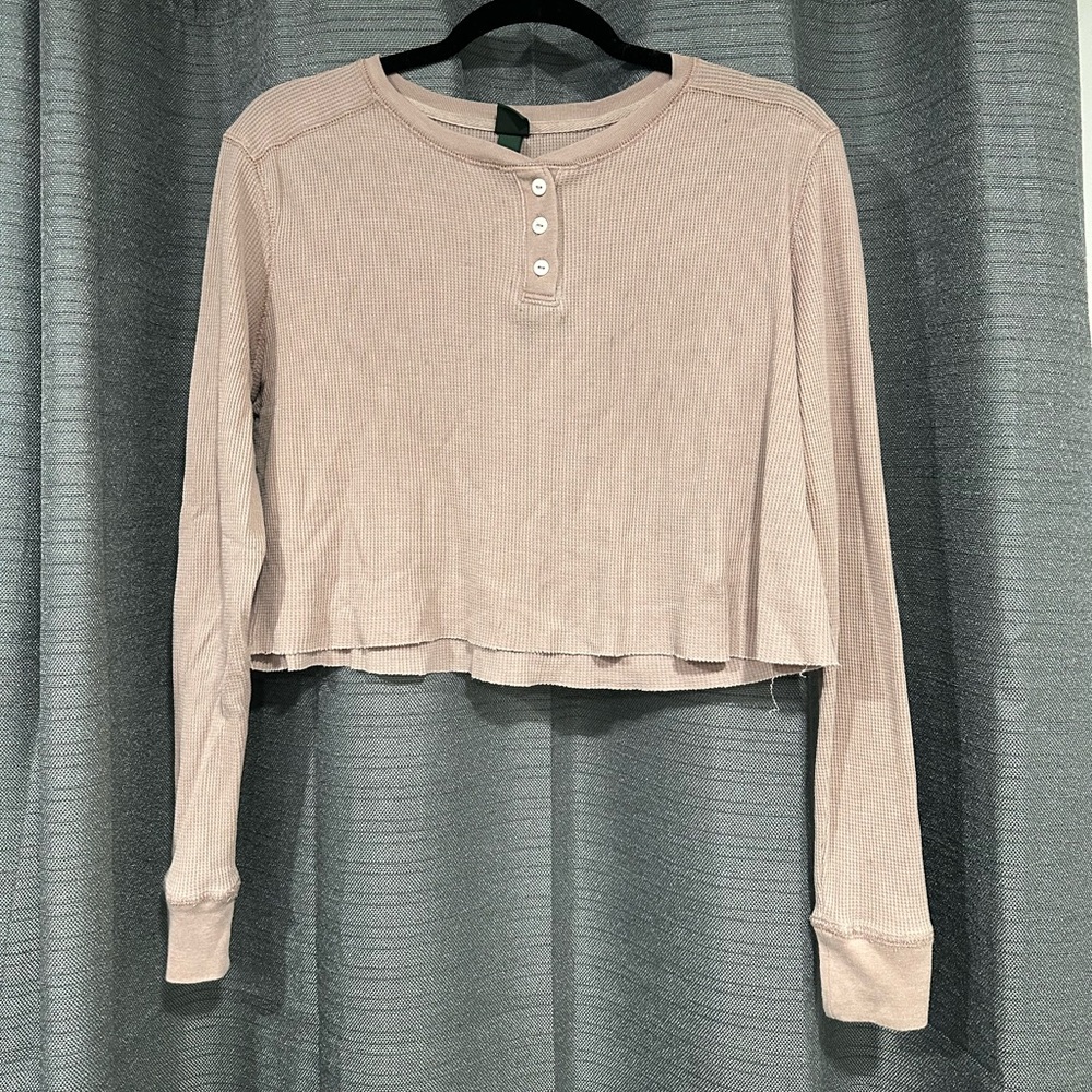 Wild Fable Blush Long Sleeve Crop Top